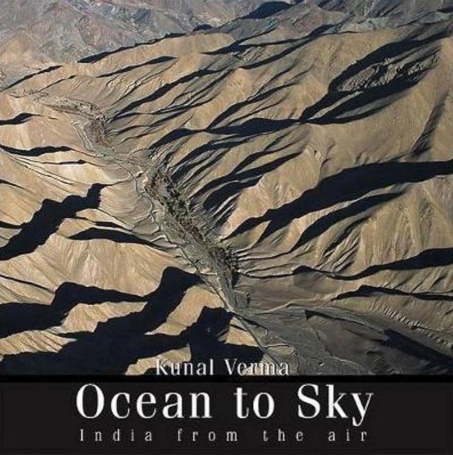 Front cover of Ocean to Sky: India from the Air